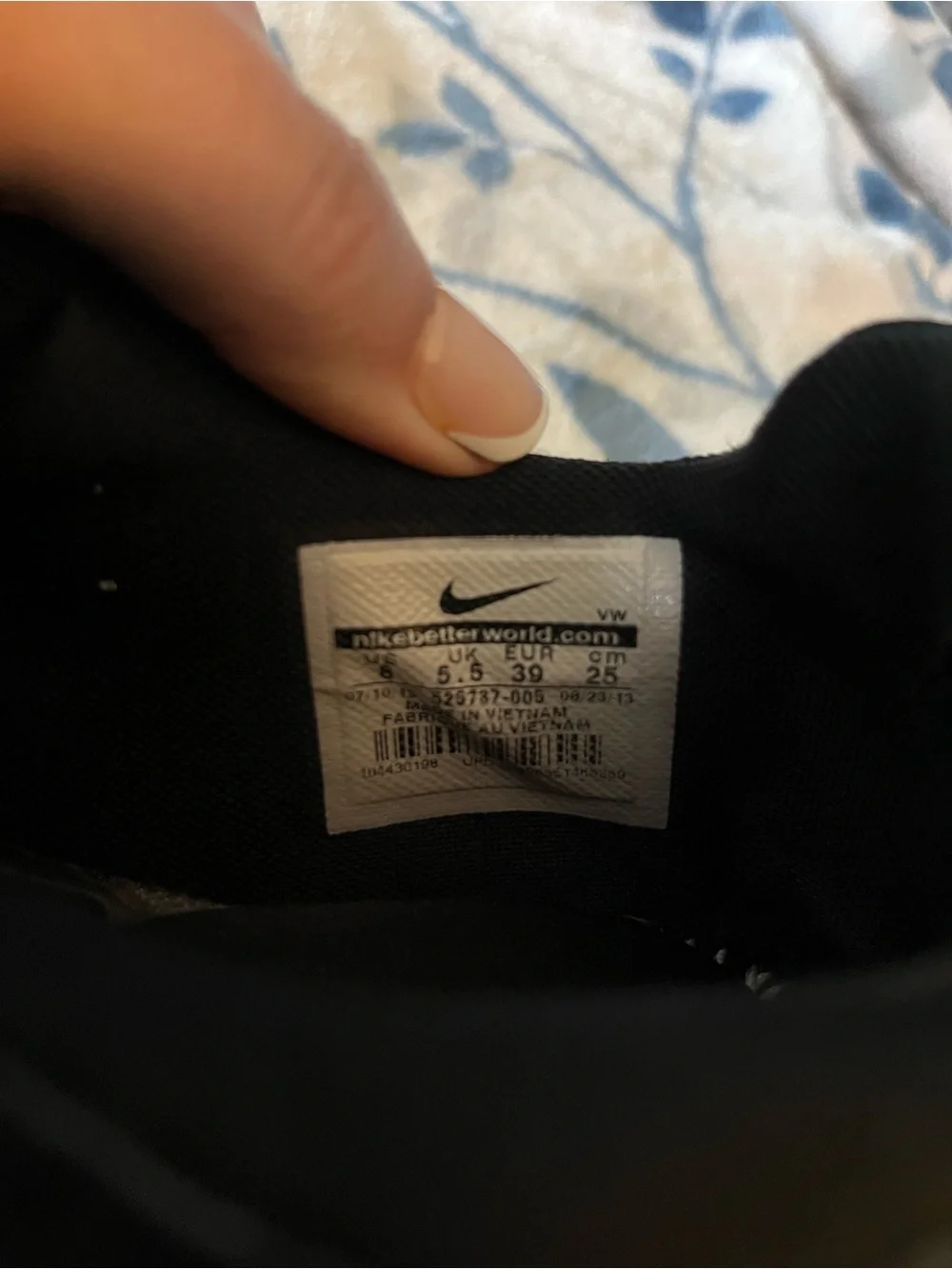 Nike Training Sneakers Women’s Size 8